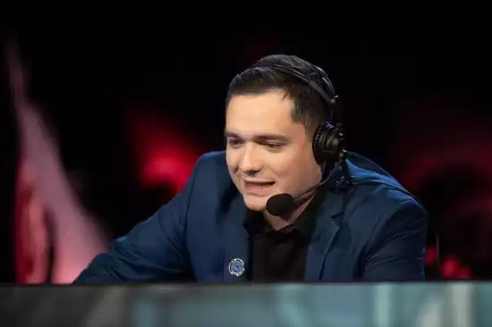 独联体解说:我们正在目睹CNDota的最后几次喘息