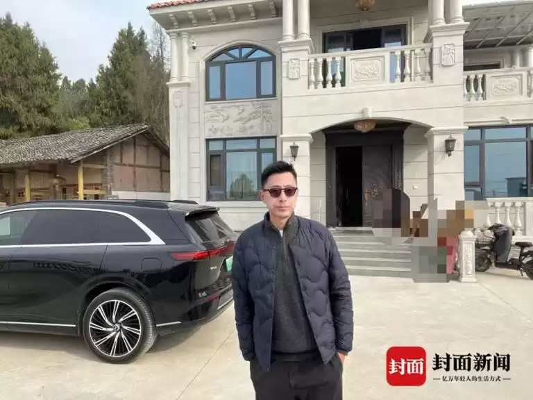 男子搬砖9年攒下200万 对话当事人:还会继续干