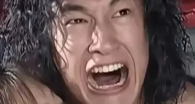 古装武将天花板何润东称不介意网友玩梗,他也用自己表情包