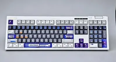 全配列键盘玩家狂喜：108键也有好设计!首席玩家NEO108