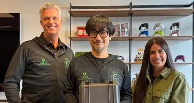 小岛秀夫晒V社、微软行等照片，玩家：别光拍，快干活