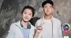 头发染黄只是他的保护色
