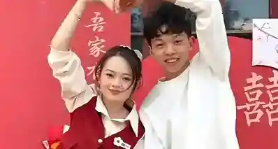 小伙怕婚礼冷清，网邀全国陌生人来吃席。
